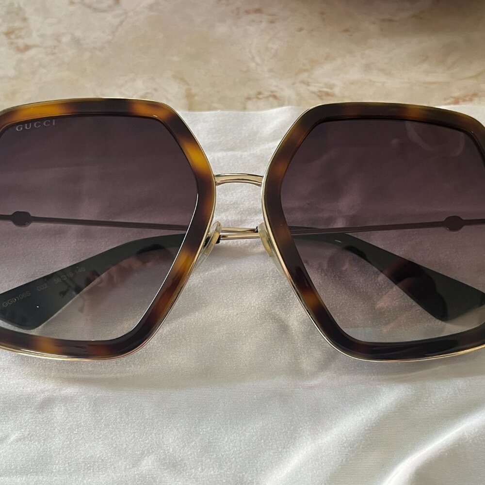 Gucci 0106S Oversized Square Frame Sunglasses Havana Tortoise Frame Brown Lens - Picture 5 of 10
